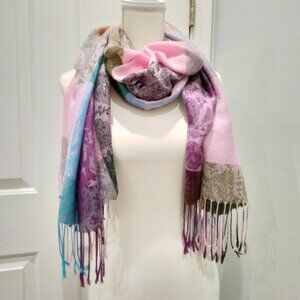 Shawl/Cape in Soft Pastel Jacquard Pattern, Vintage 1990s